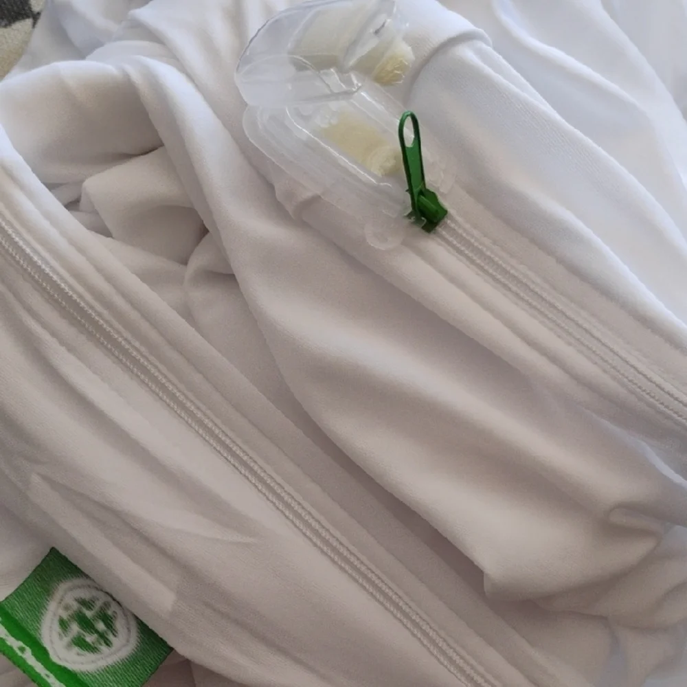 CleanRest Pro Zippered Mattress Protector/Encasement - Hypoallergenic